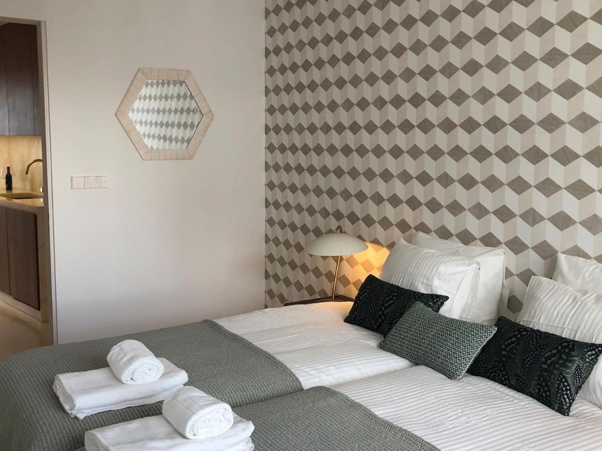 Architectural Poetry In An Unique 3bdrs View Flat Lissabon