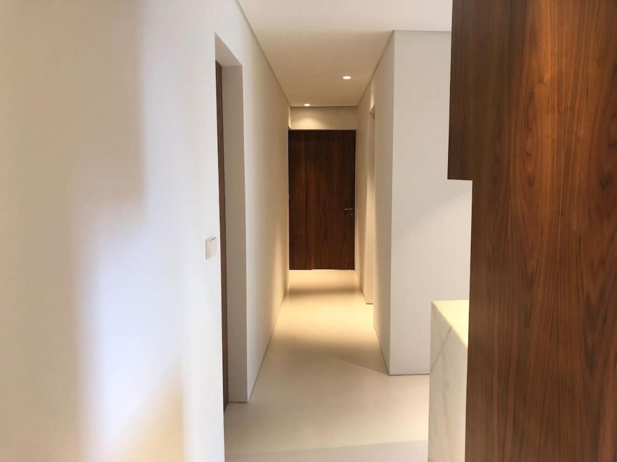 Architectural Poetry In An Unique 3bdrs View Flat * Lissabon